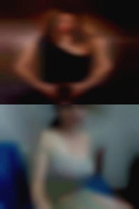 Swinger club Eau female nude Claire.